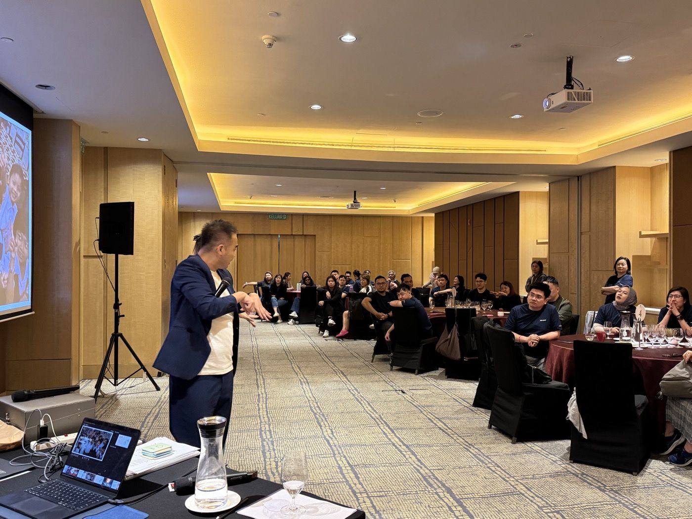 Edward Chan facilitating a leadership programme for a regional team